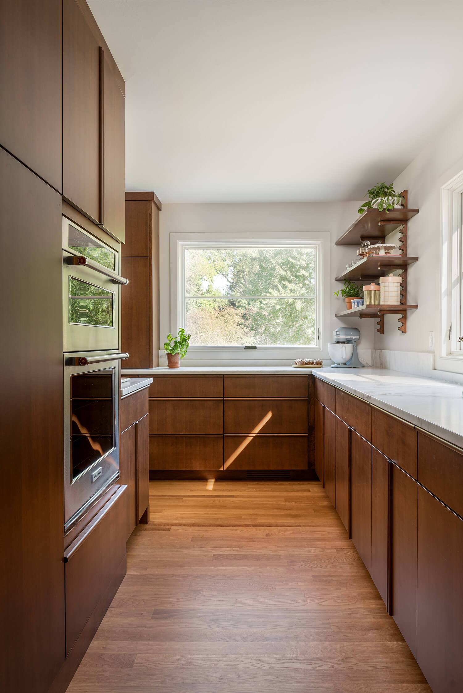 luxury midcentury kitchen designer