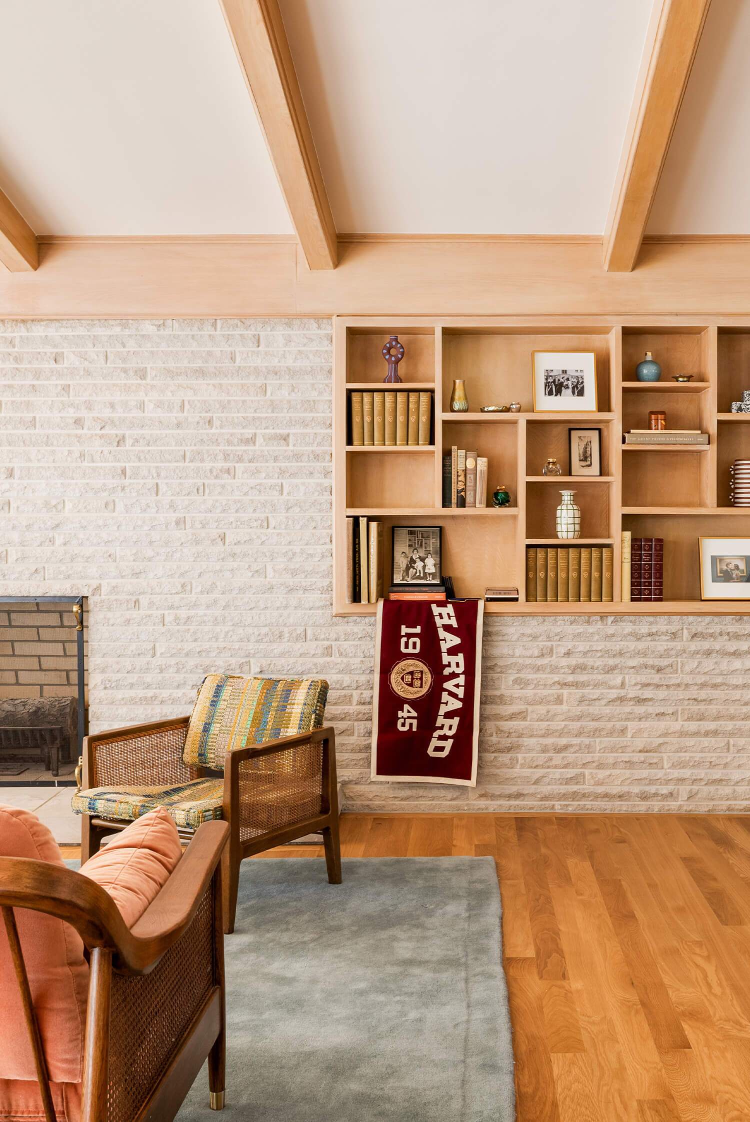 Midcentury living room styling